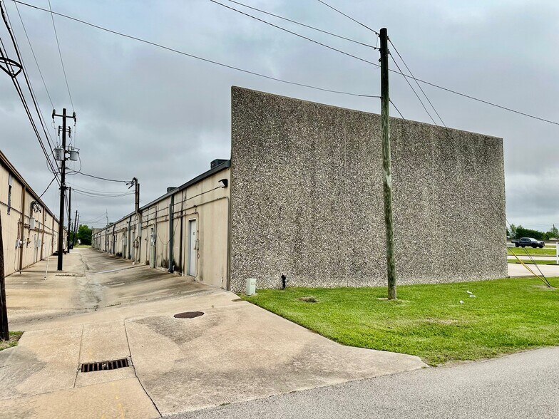 More Photos Of , La Porte Unknown For Sale