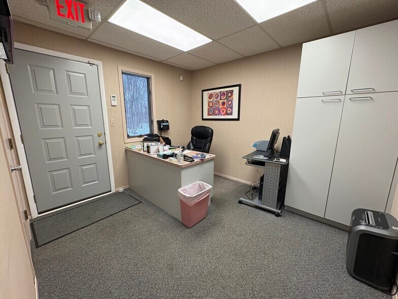 More Photos Of 33-36 Village Ct, Hazlet Office For Sale