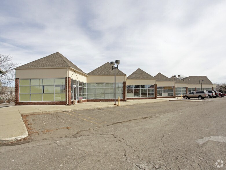 More Photos Of 3021-3095 E Walton Blvd, Auburn Hills Unknown For Lease