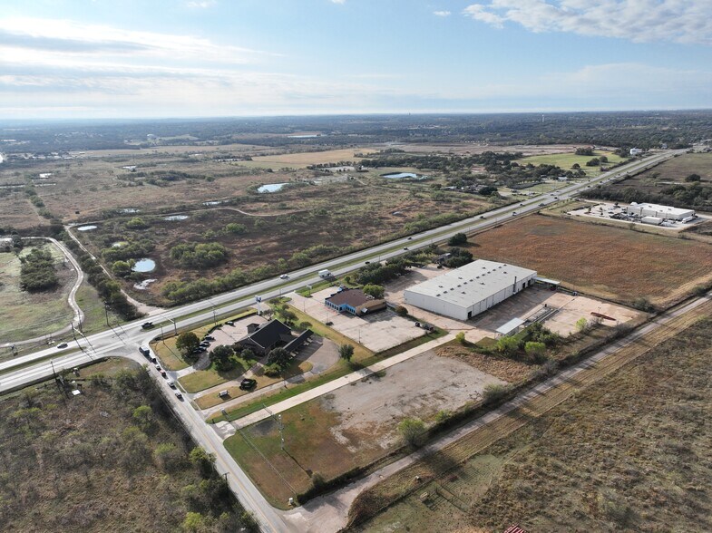 More Photos Of 1980 SW Wilshire Blvd, Burleson Warehouse For Sale