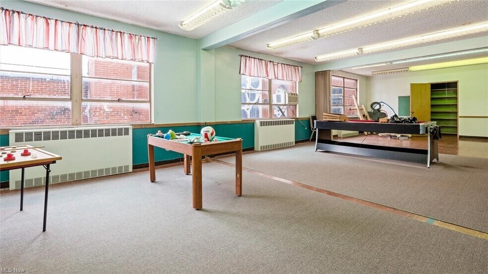 More Photos Of 130 N 7th St, Cambridge Religious Facility For Sale