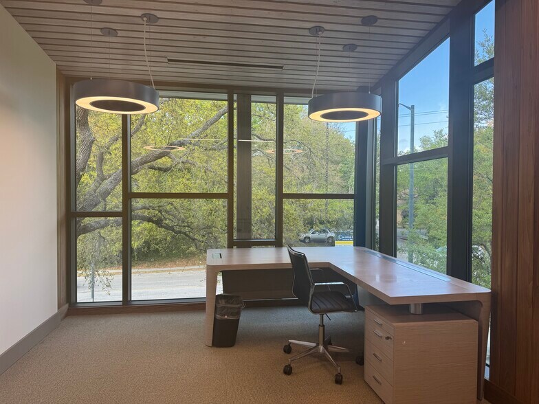 More Photos Of 320 Wingo Way, Mount Pleasant Coworking Space