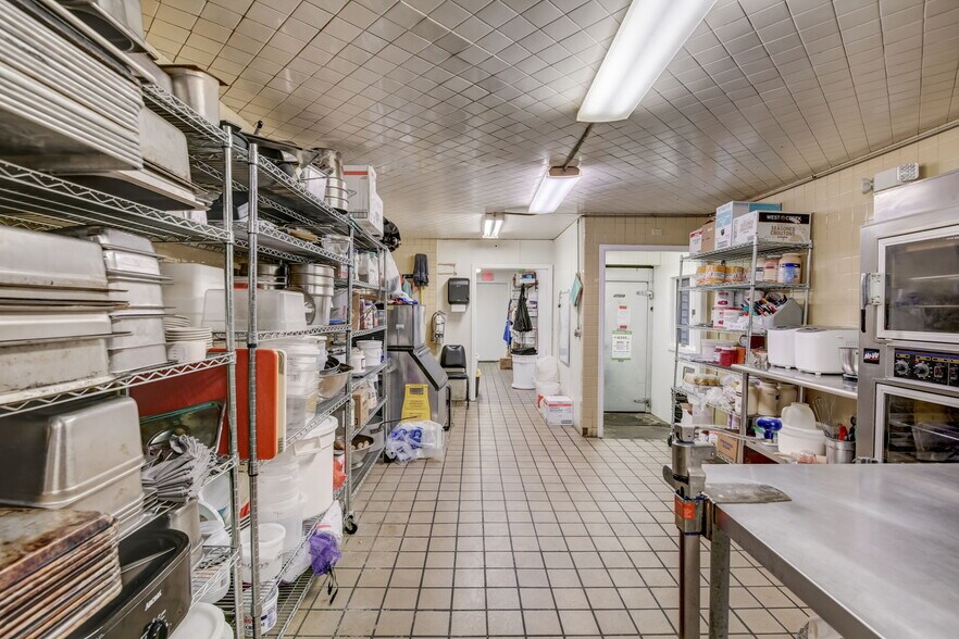 More Photos Of 617 E North St, Poynette Restaurant For Sale