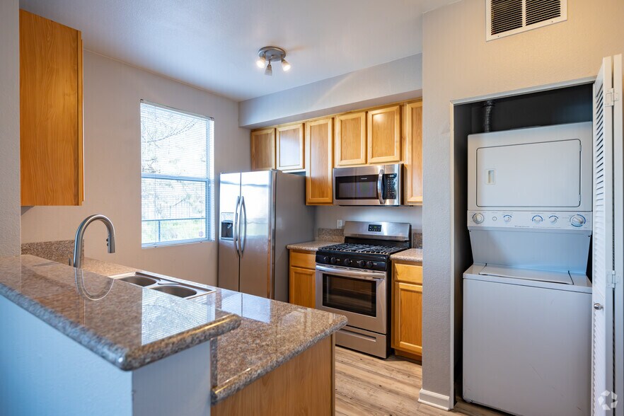 More Photos Of 151 Petaluma Blvd S, Petaluma Apartments For Lease