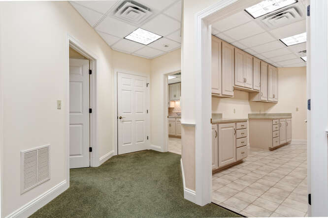 More Photos Of 1103 S Talbot St, Saint Michaels Loft Creative Space For Sale