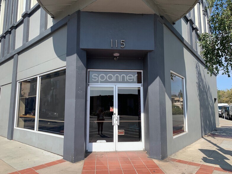 More Photos Of 805 Front St, Santa Cruz Office For Sale