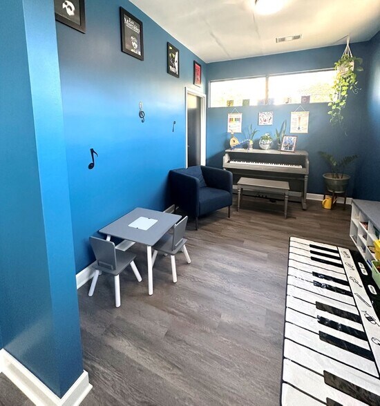 More Photos Of , Virginia Beach Office For Sale