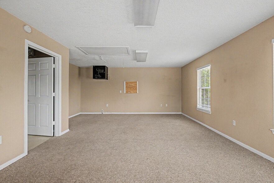 More Photos Of 14815 I-45, Conroe Land For Sale