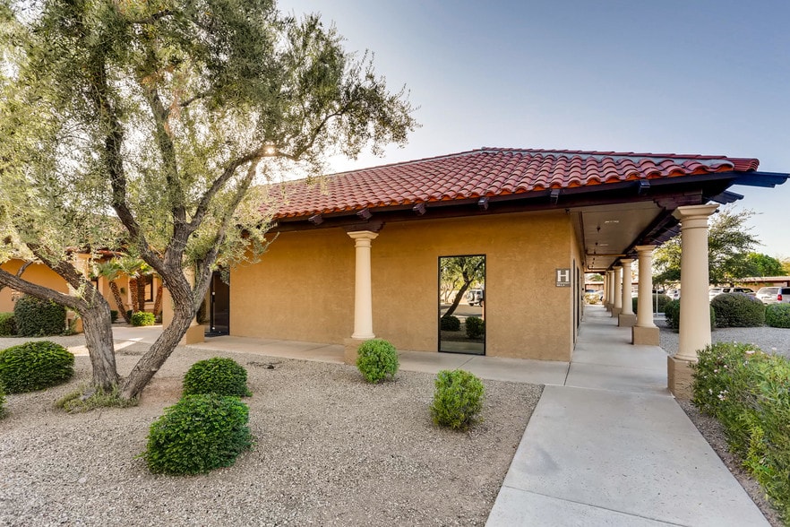 More Photos Of 5620 W Thunderbird Rd, Glendale Medical For Sale