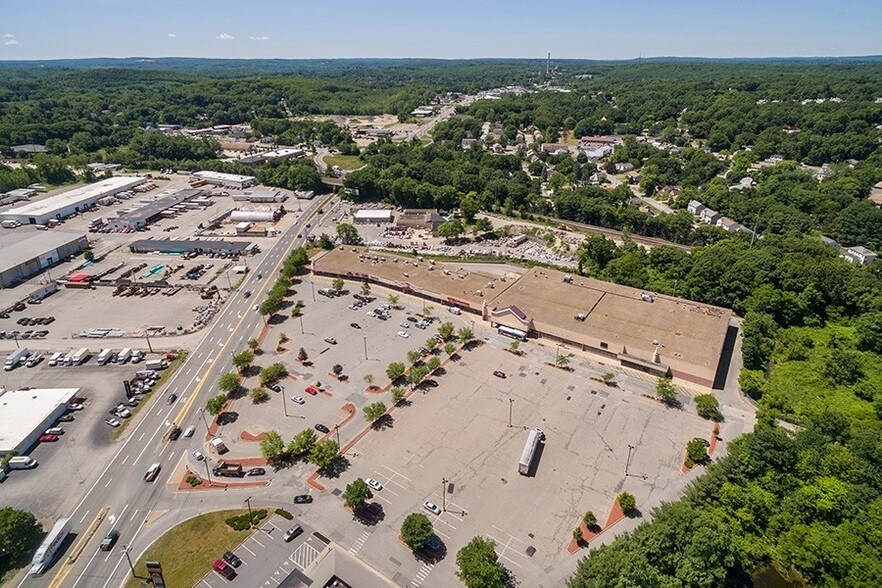 More Photos Of 50 SW Cutoff, Worcester Freestanding For Lease