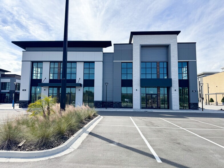 More Photos Of Gate Pkwy & Burnt Mill Rd, Jacksonville Unknown For Lease