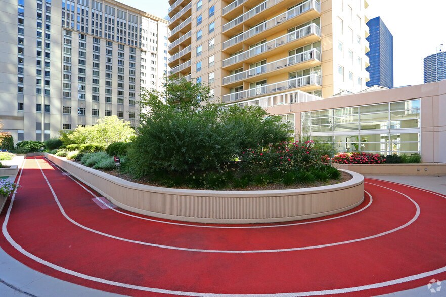 More Photos Of 540 N State St, Chicago Apartments For Lease