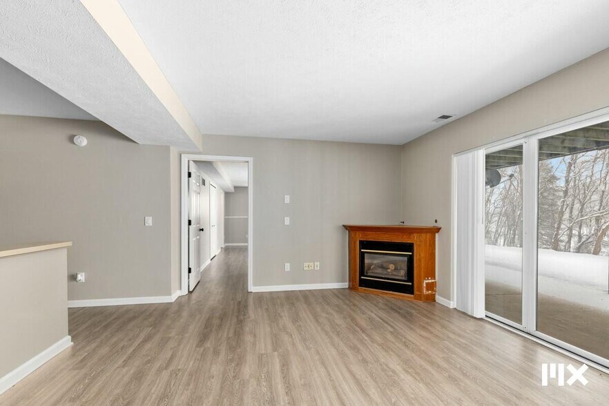 More Photos Of 2535 7th St, Shelbyville Apartments For Sale