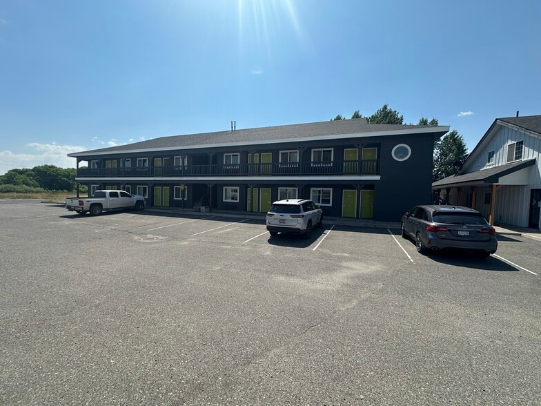 More Photos Of 20 Swenson Way, Dillon Hotel For Sale