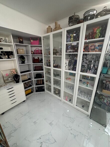 More Photos Of 4905-4907 E Nasa Pky, Seabrook Office For Sale