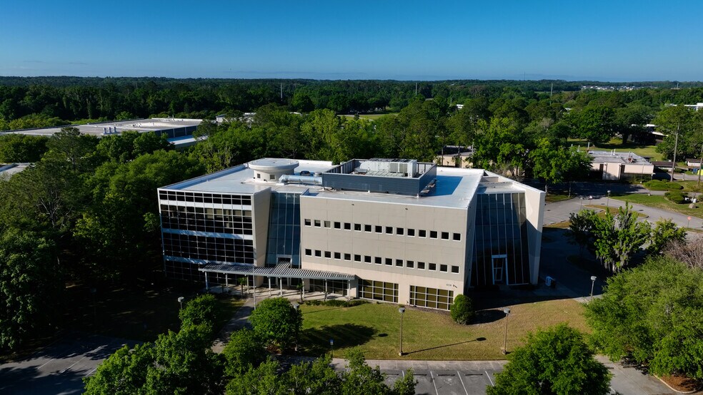 Primary Photo Of 11601 Research Cir, Alachua Office For Sale