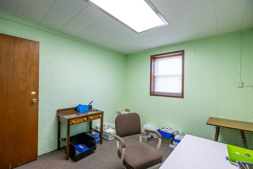 More Photos Of 420 E Pike St, Kirklin Religious Facility For Sale