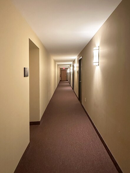 More Photos Of 7600 147th St W, Apple Valley Freestanding For Sale