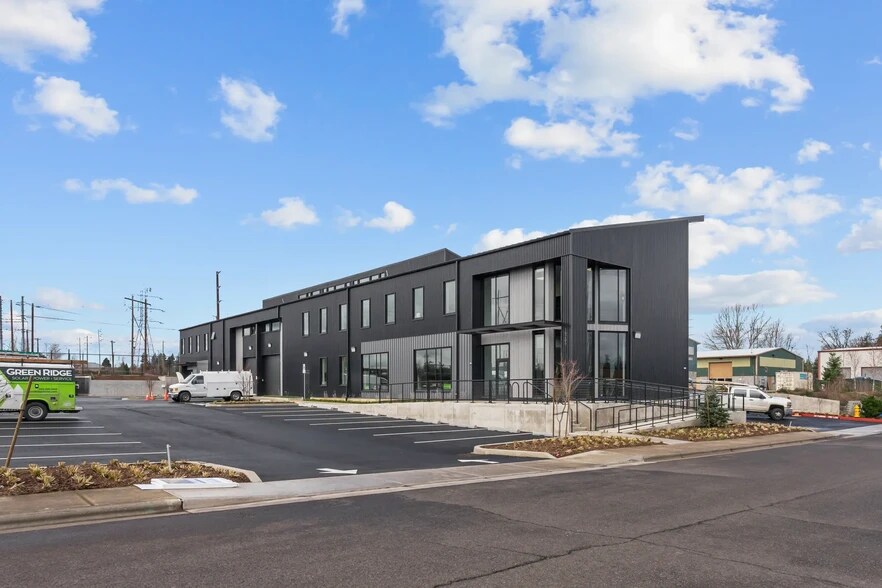 More Photos Of 15205 SW Arrow St, Sherwood Industrial For Sale