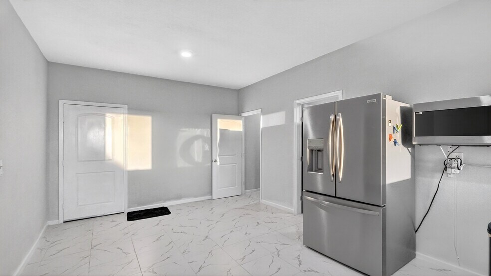 More Photos Of 1850 N FM 866, Odessa Warehouse For Sale