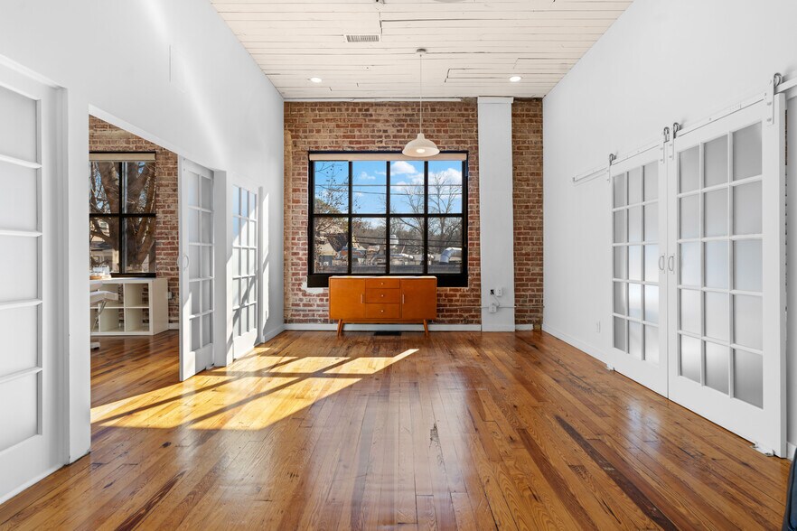 More Photos Of 312 N Highland Ave NE, Atlanta Storefront Retail Office For Lease