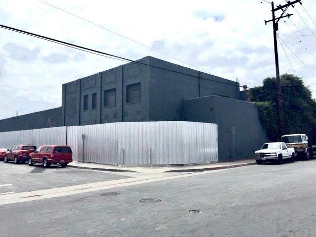 More Photos Of 2200 E 89th St, Los Angeles Warehouse For Sale