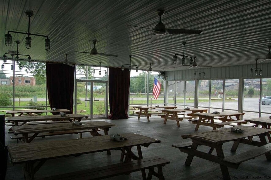 More Photos Of 963 Kings Hwy, Saugerties Restaurant For Sale