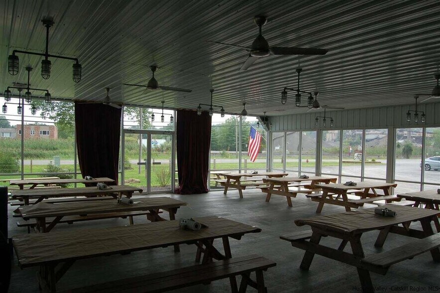 More Photos Of 963 Kings Hwy, Saugerties Restaurant For Sale