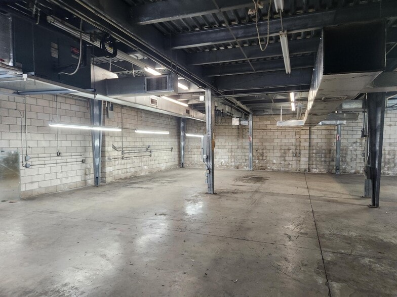More Photos Of 1920 Colburn St, Honolulu Warehouse For Lease