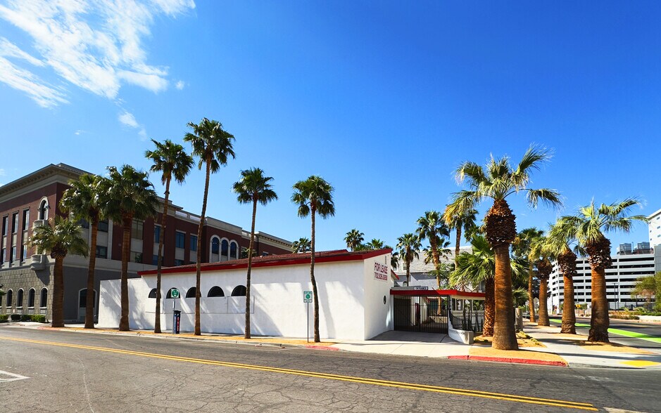 More Photos Of 401 S 6th St, Las Vegas Restaurant For Sale