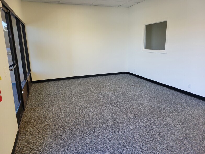 More Photos Of 321 San Felipe Rd, Hollister Medical For Lease