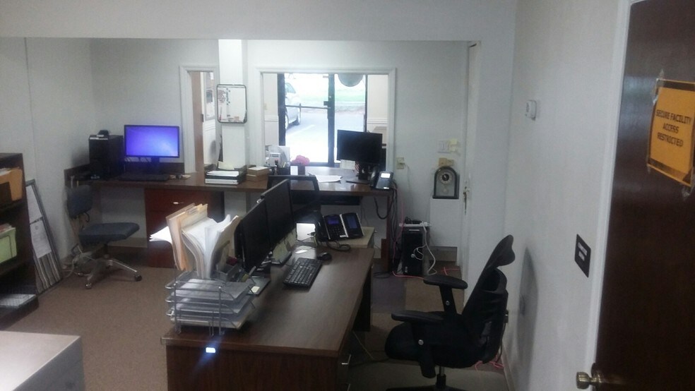 More Photos Of 4416 S US 301, Bushnell Medical For Sale