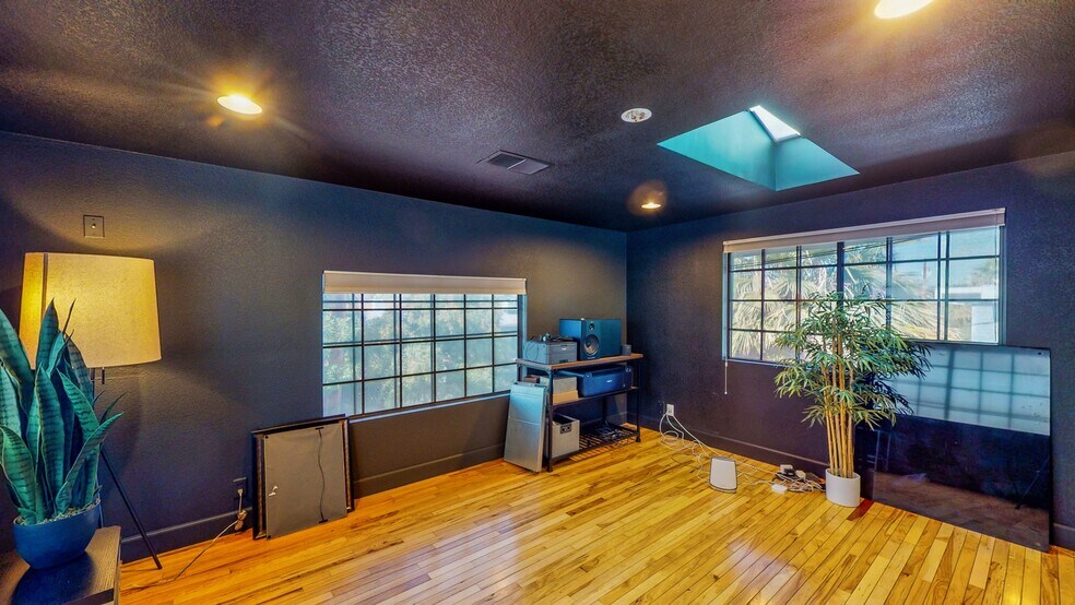 More Photos Of 3889 S Eastern Ave, Las Vegas Office For Sale