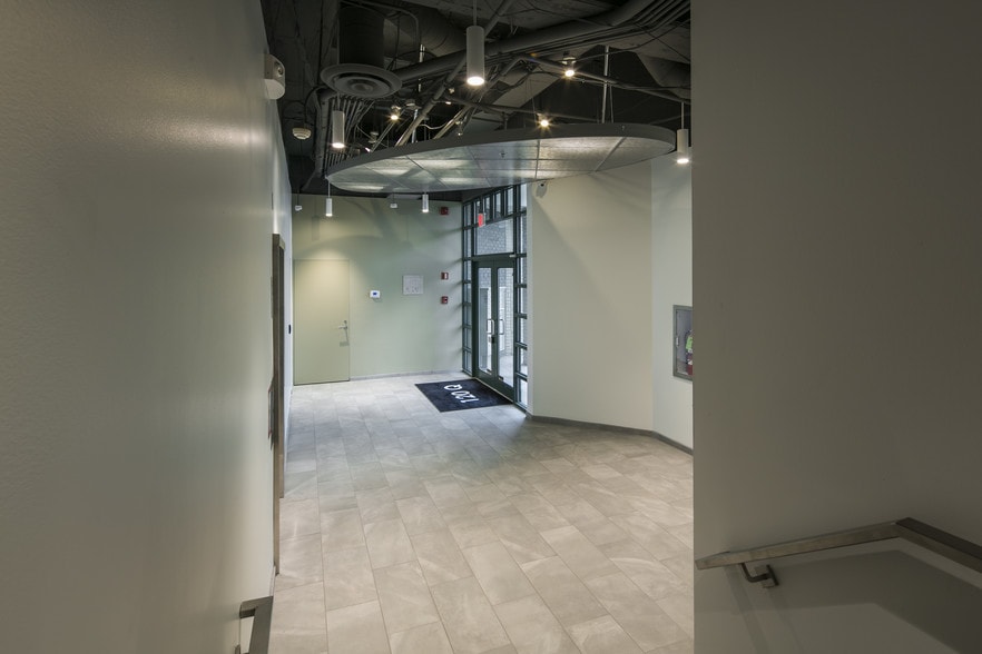 More Photos Of 120 Q St NE, Washington Loft Creative Space For Lease