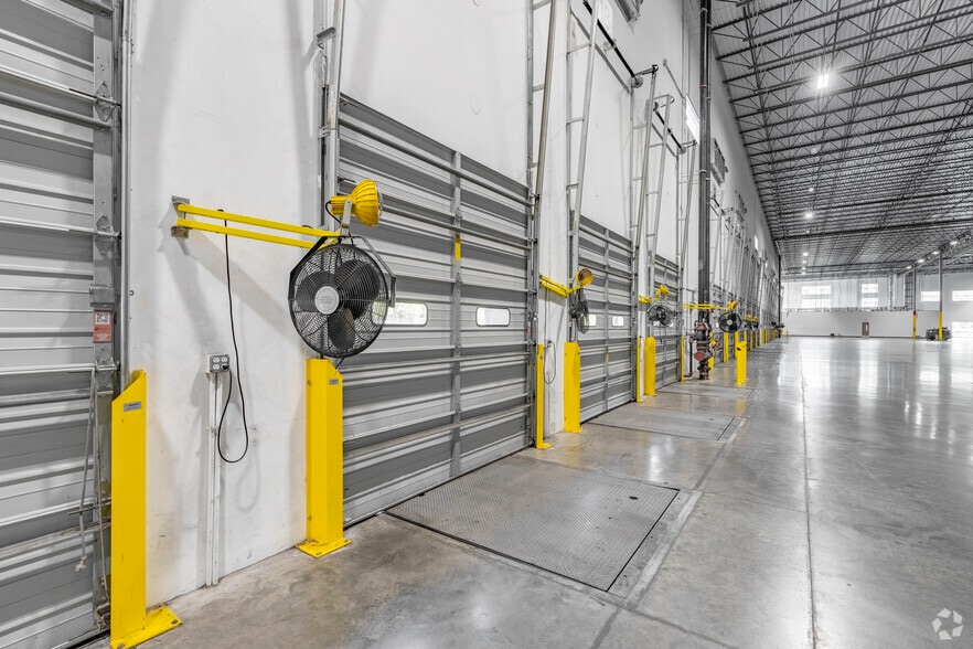 More Photos Of 10137 Horton Rd, Charlotte Distribution For Lease