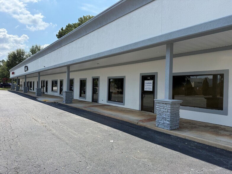 More Photos Of 3900 Lavista Rd, Tucker Unknown For Lease