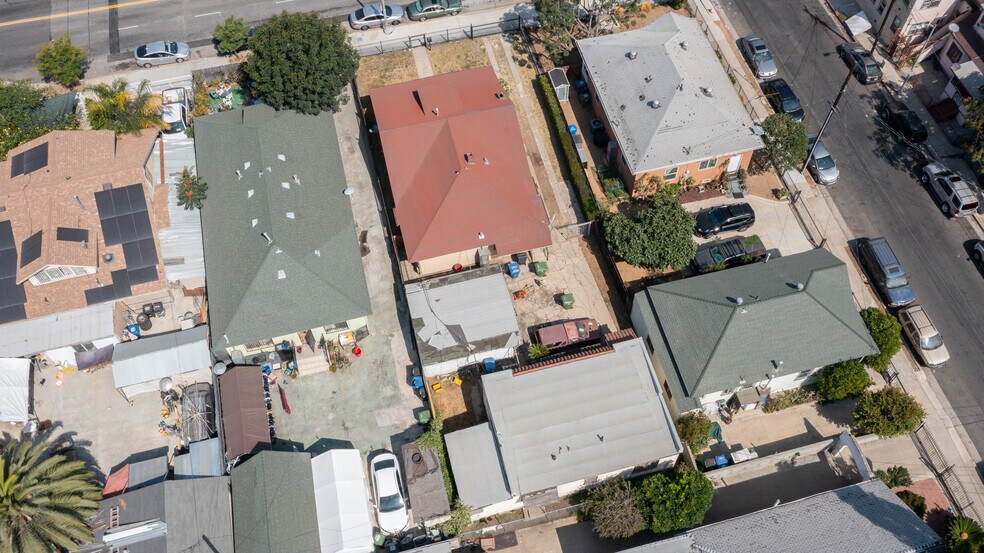 More Photos Of 206 S Soto St, Los Angeles Apartments For Sale