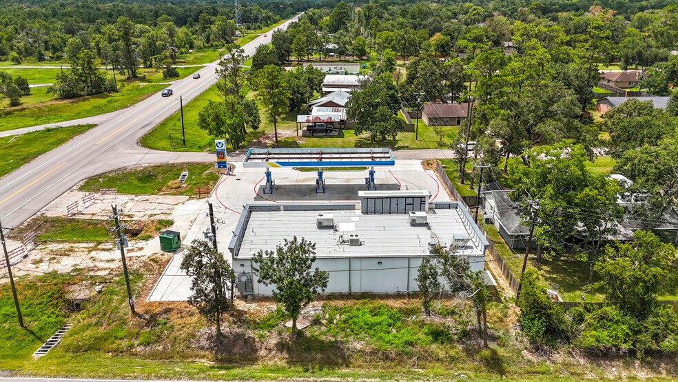 More Photos Of 7434 TX-35, Alvin General Retail For Sale