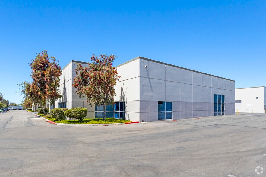 More Photos Of 2715 Loker Ave W, Carlsbad Research And Development For Lease