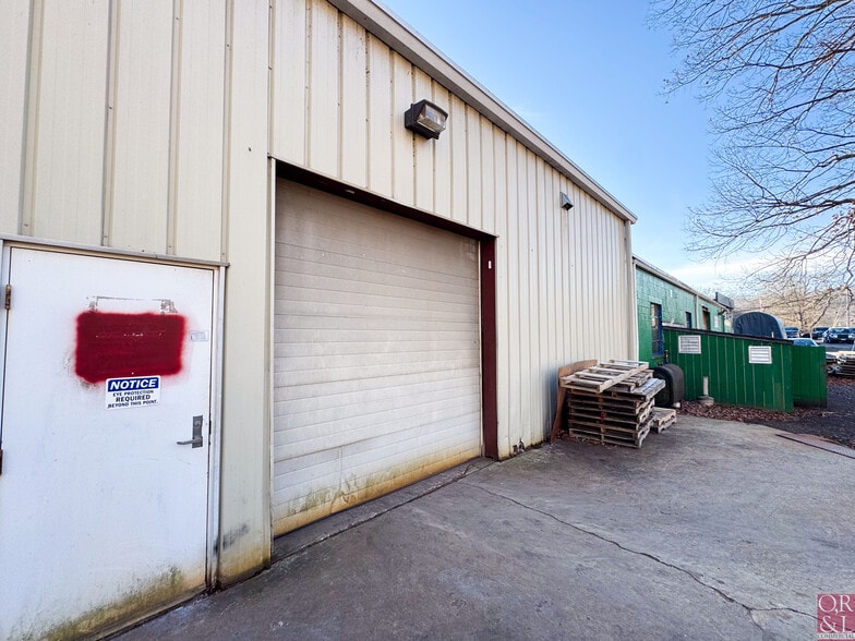 More Photos Of 10 Denlar Dr, Chester Manufacturing For Sale