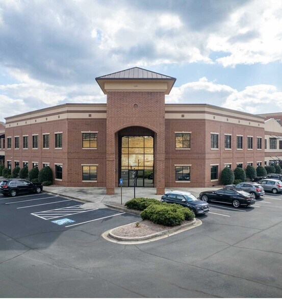 More Photos Of 6485 Shiloh Rd, Alpharetta Light Distribution For Sale