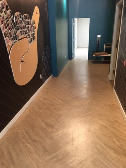 More Photos Of 2350 Guadalupe St, Austin Storefront For Lease