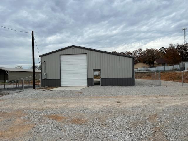 More Photos Of 11955 N FM 730, Azle Warehouse For Lease