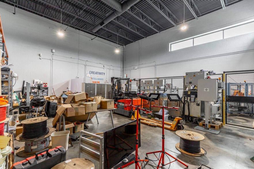 More Photos Of 102 Jordan Dr, Chattanooga Flex For Sale