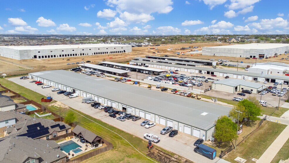 More Photos Of 10027 Harmon Rd, Fort Worth Unknown For Lease