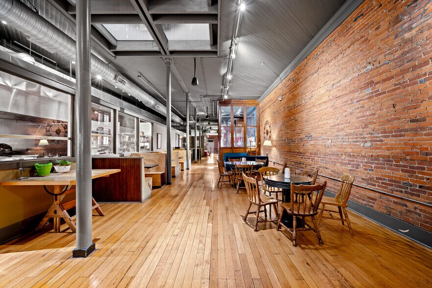 More Photos Of 144 W Liberty St, Wooster Office For Sale