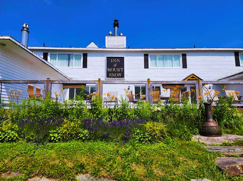 Primary Photo Of 401 Vt Route 100, West Dover Hotel For Sale