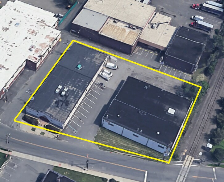 Primary Photo Of 286-290 Lodi St, Hackensack Warehouse For Sale