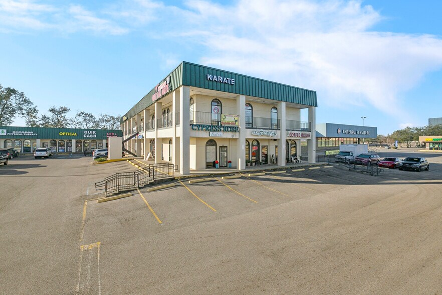 More Photos Of 393-397 W Esplanade Ave, Kenner Freestanding For Sale