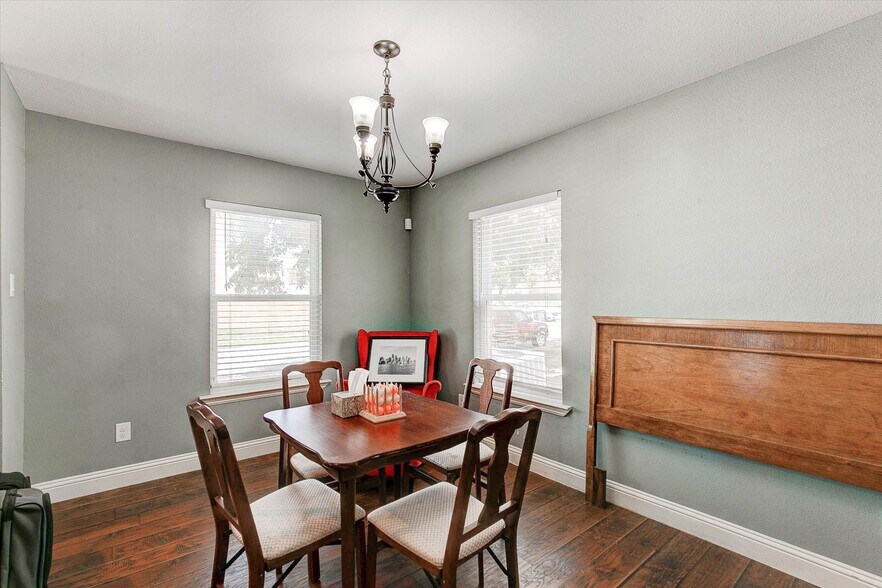 More Photos Of 3201 Forest Park Blvd, Fort Worth Apartments For Sale